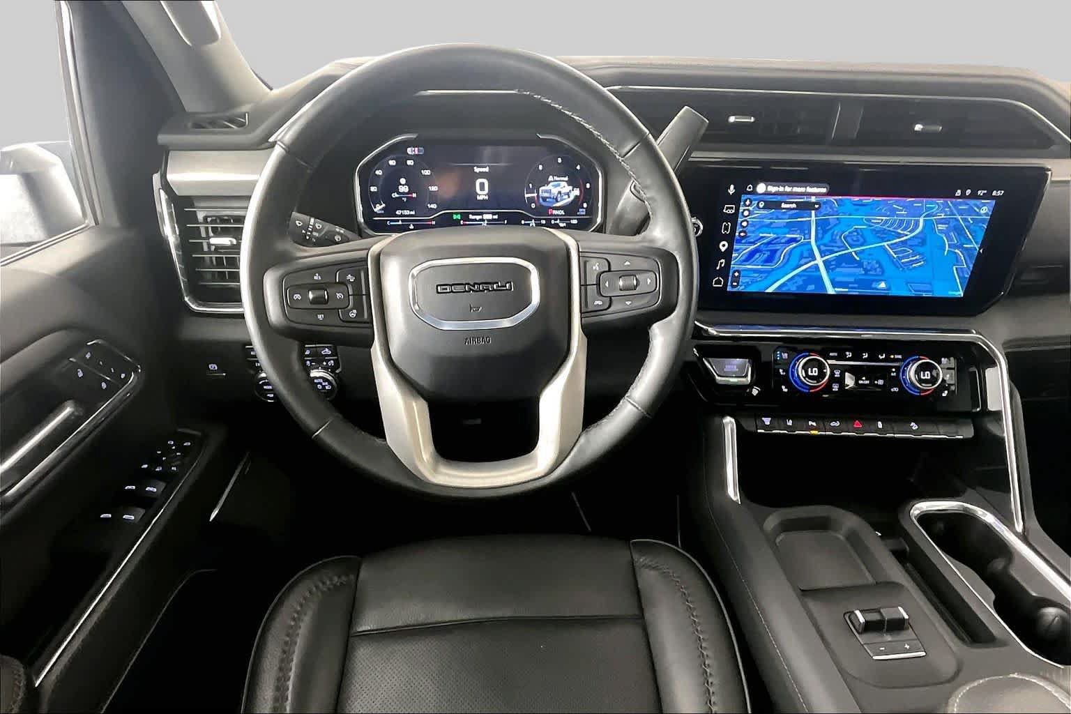 Used 2024 GMC Sierra 2500 Denali w/ Denali Reserve Package AWD/4WD image 6