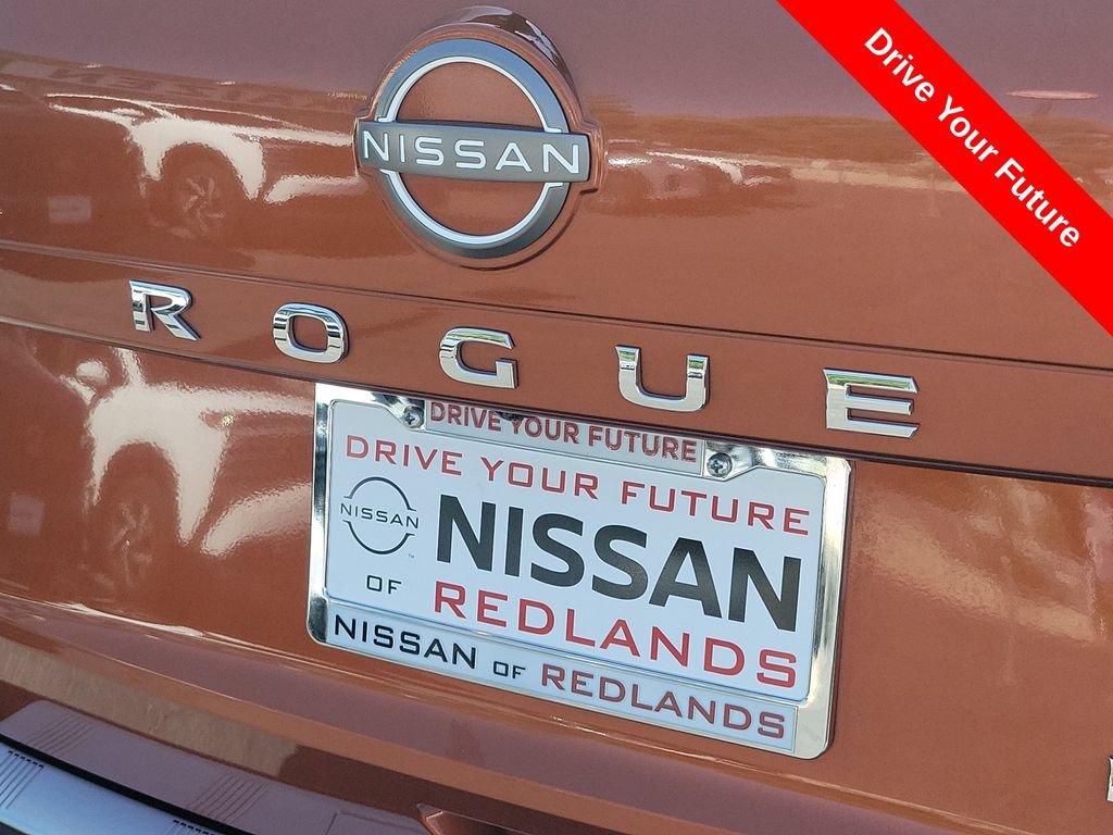 Used 2023 Nissan Rogue Platinum w/ Platinum Premium Package FWD image 33