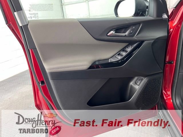 New 2026 Chevrolet Equinox LT w/ Convenience Package II image 28