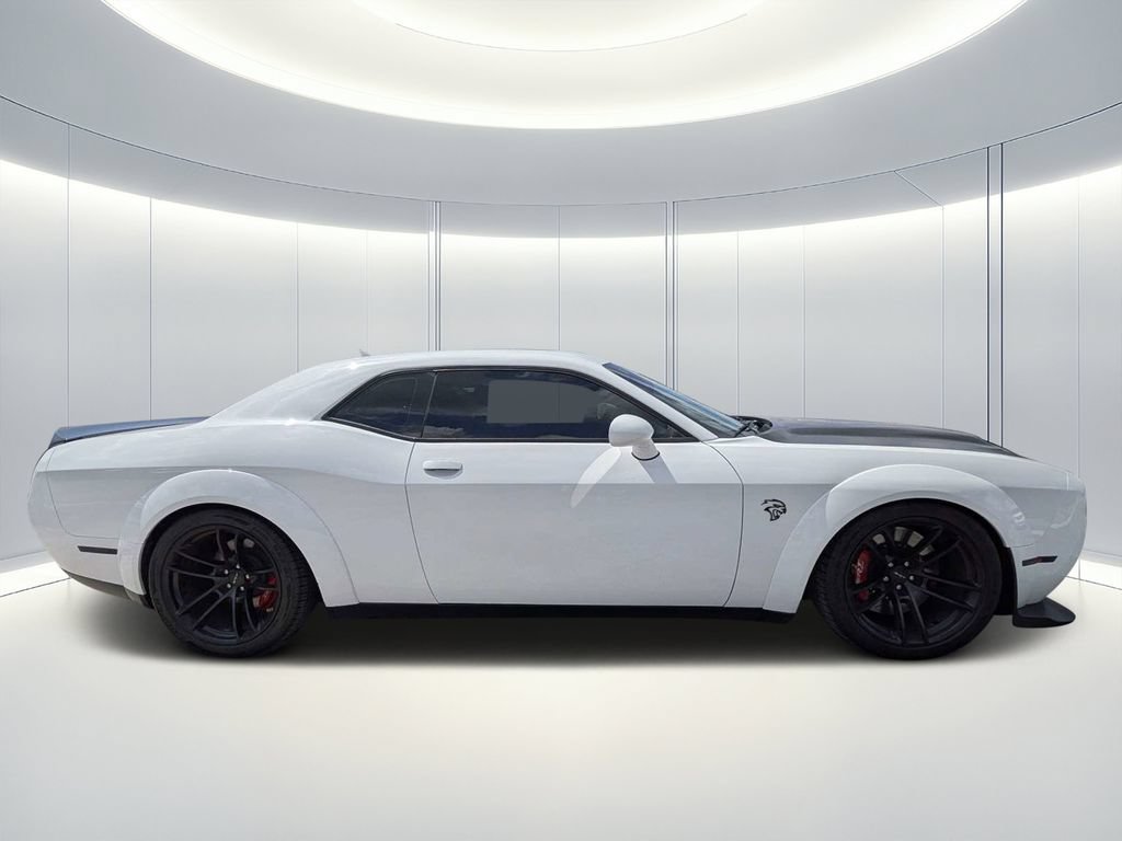 Used 2022 Dodge Challenger SRT Hellcat RWD image 3
