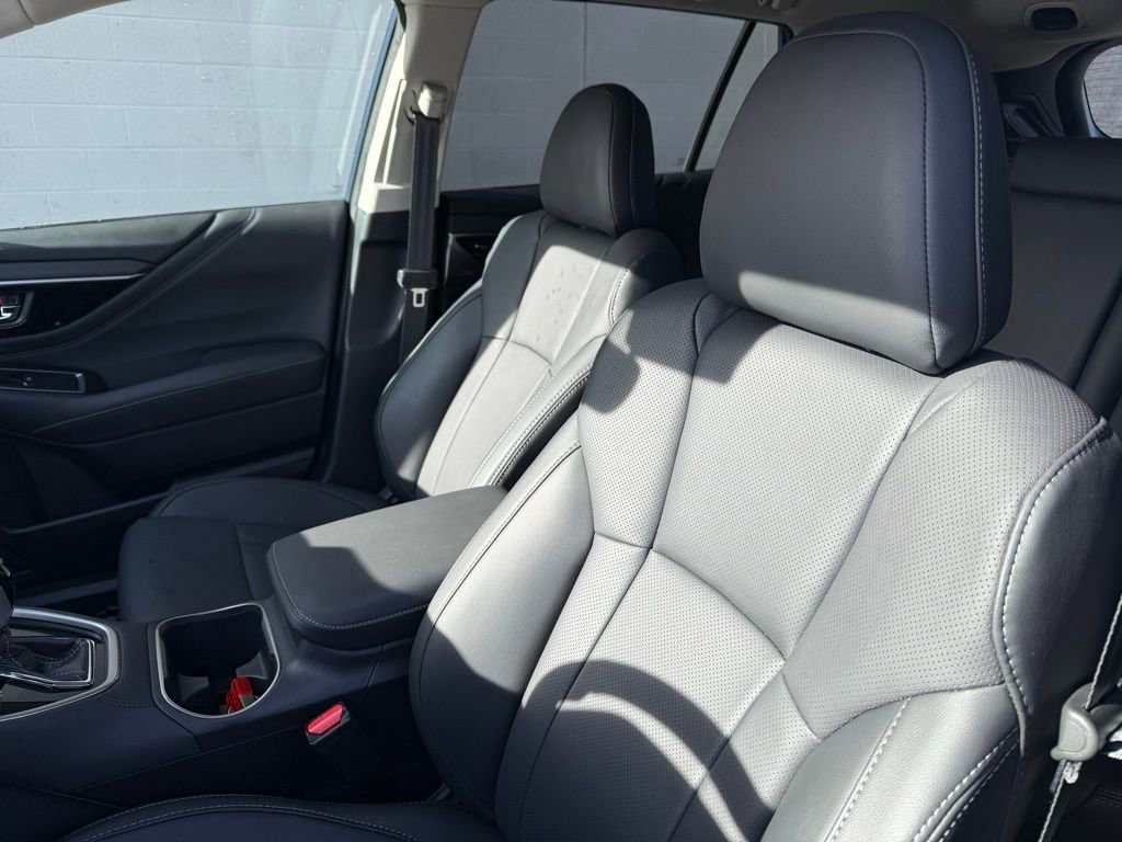 Certified 2025 Subaru Outback Limited image 23