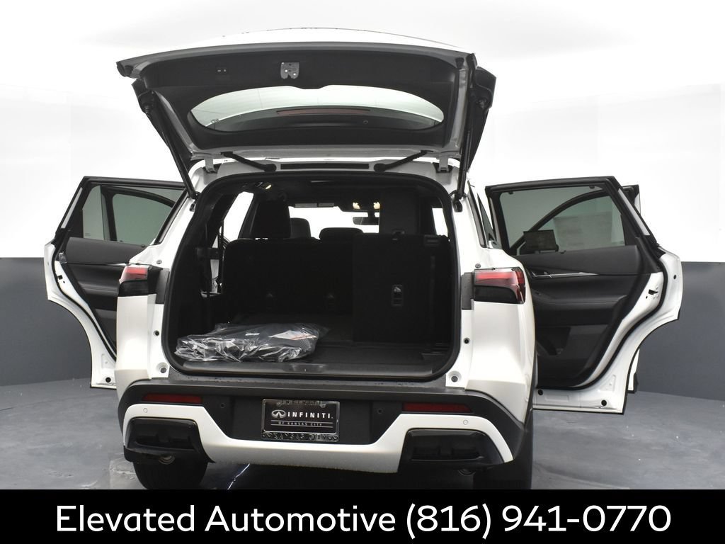 Certified 2025 INFINITI QX60 Luxe w/ Black Edition AWD/4WD image 36