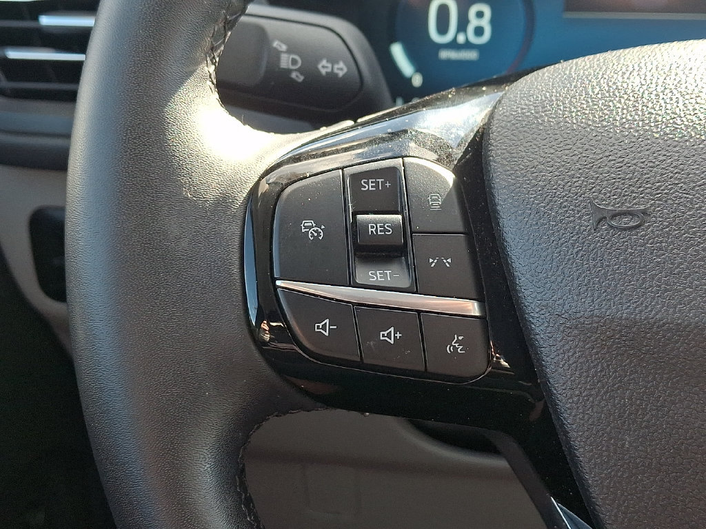 Used 2023 Ford Escape Platinum w/ Premium Technology Package AWD/4WD image 22
