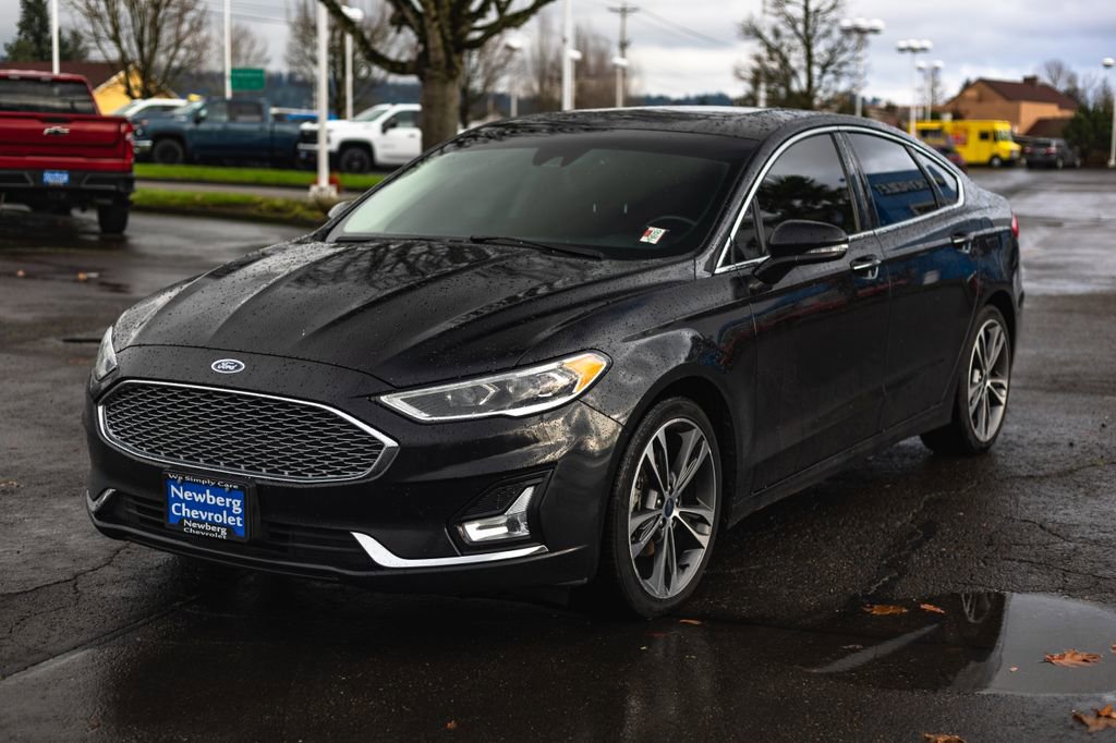 Used 2020 Ford Fusion Titanium image 4