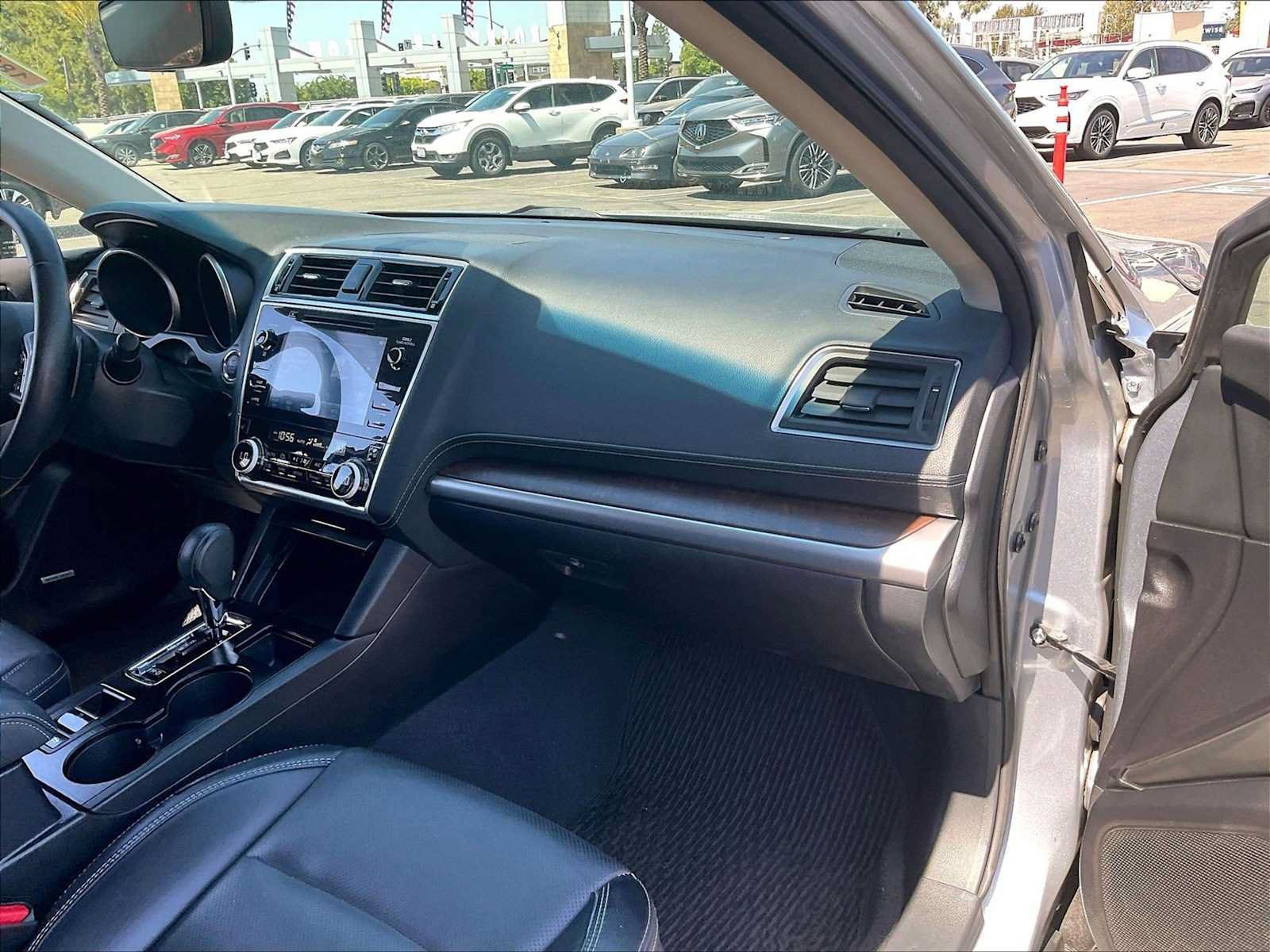 Used 2018 Subaru Outback 2.5i Limited AWD/4WD image 18