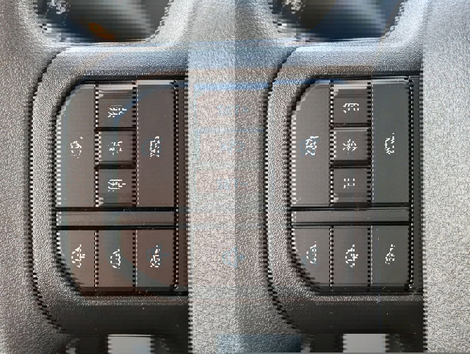 New 2026 Ford F250 XL w/ XL Chrome Package image 21