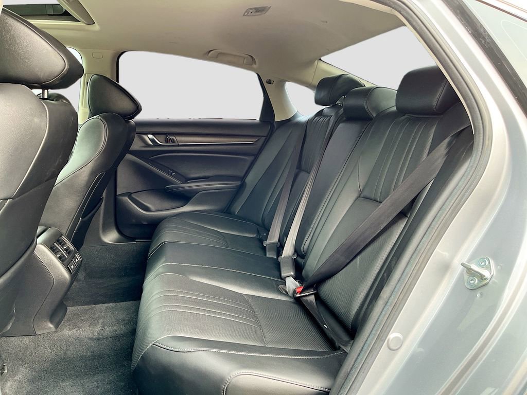 Used 2021 Honda Accord Touring image 24