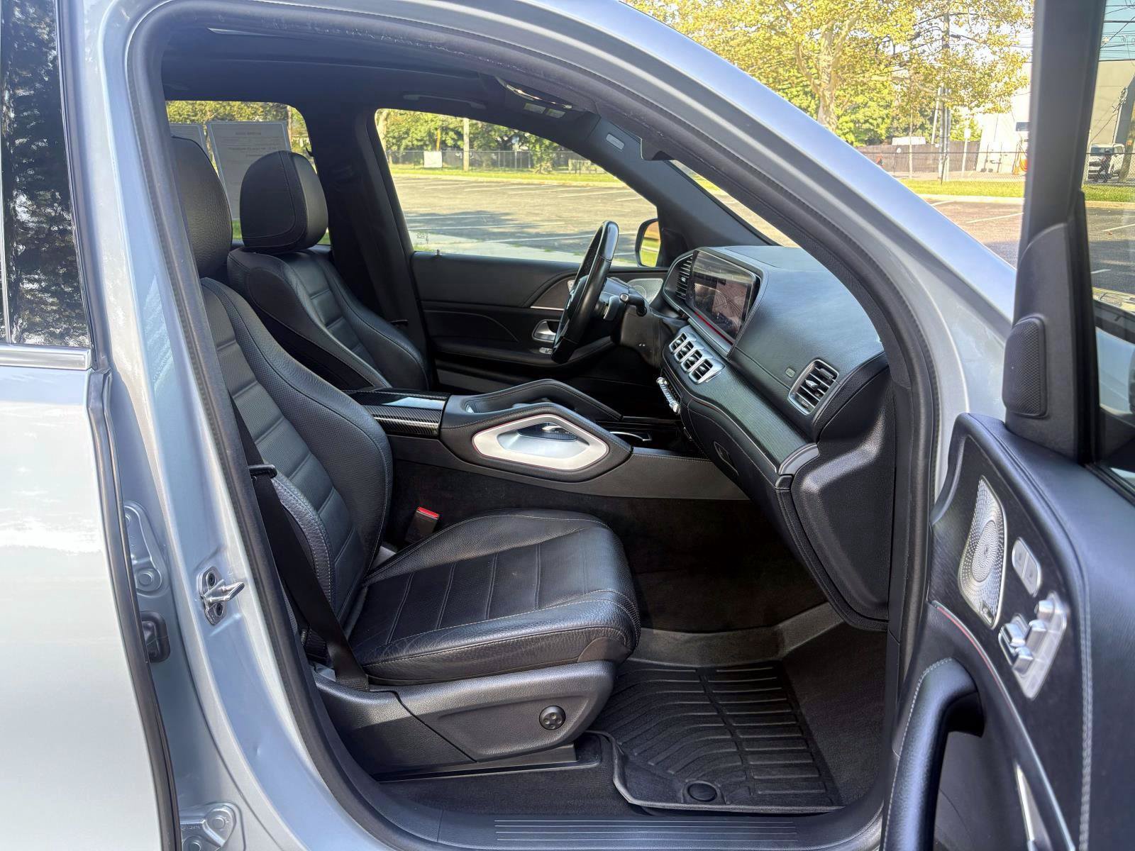 Used 2024 Mercedes-Benz GLE 450 4MATIC image 23