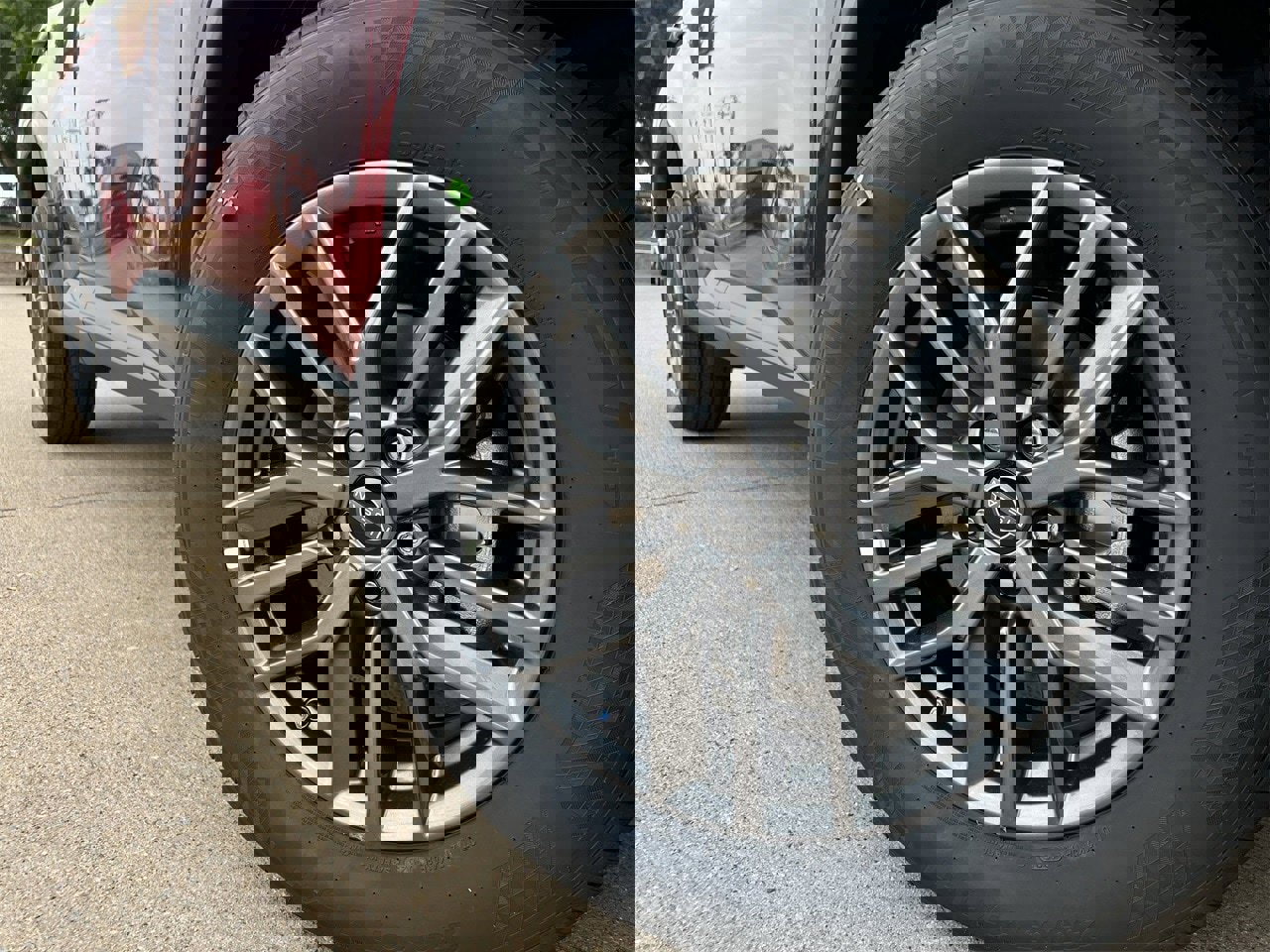 New 2026 Nissan Rogue S image 7