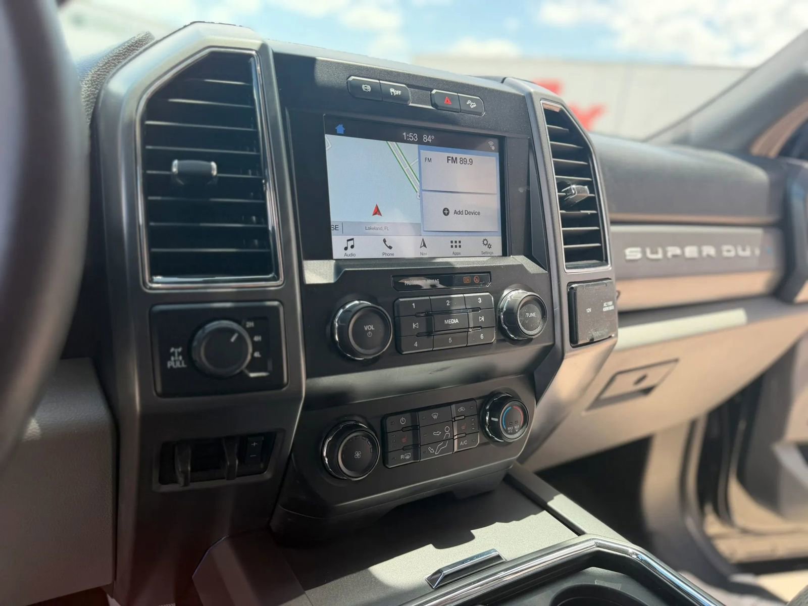 Used 2019 Ford F250 XLT w/ XLT Premium Package AWD/4WD image 36