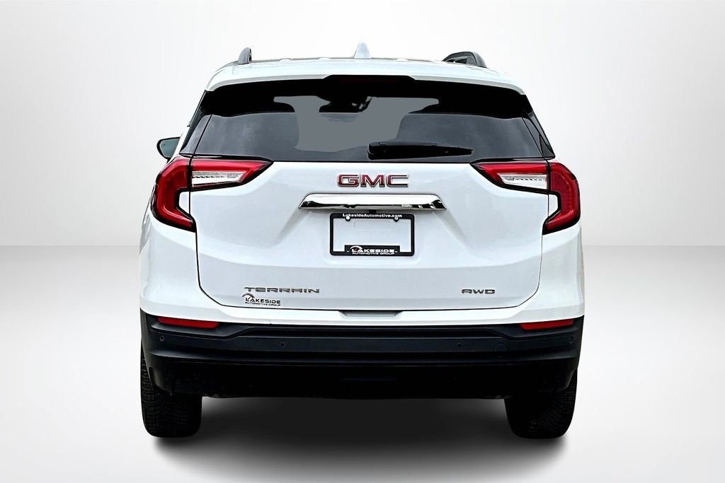Used 2023 GMC Terrain SLE w/ Driver Convenience Package image 6