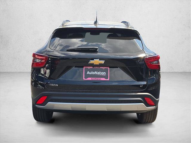 New 2026 Chevrolet Trax LT w/ LT Convenience Package FWD image 8