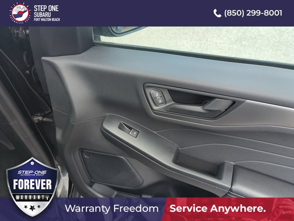 Used 2025 Ford Escape Active w/ Tech Pack #1 FWD image 36