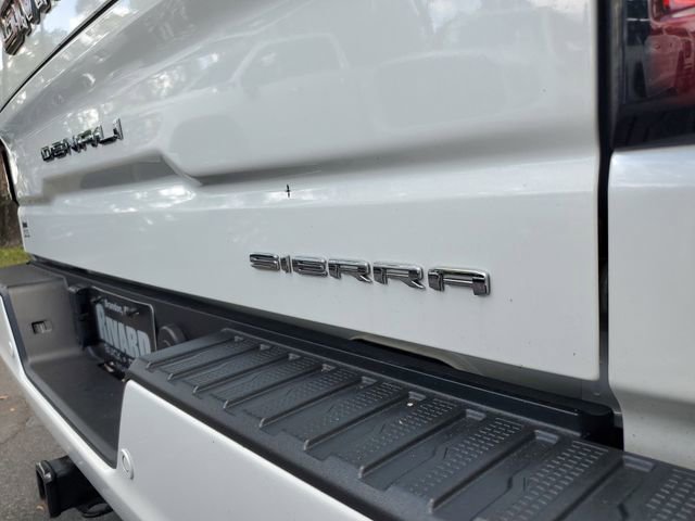 Used 2023 GMC Sierra 1500 Denali w/ Denali Reserve Package AWD/4WD image 7