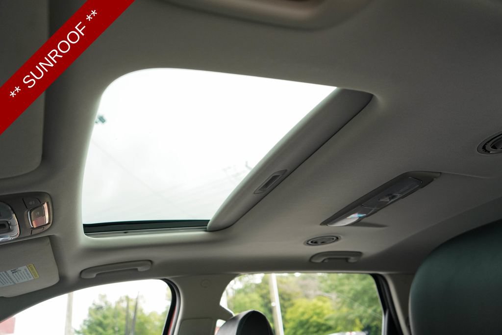 Used 2025 Kia Telluride S FWD image 12
