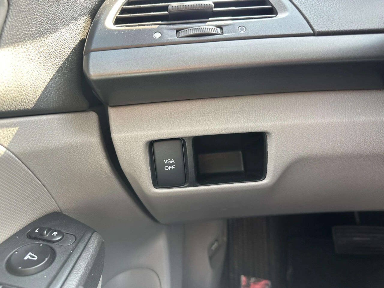 Used 2009 Honda Accord LX-P image 26