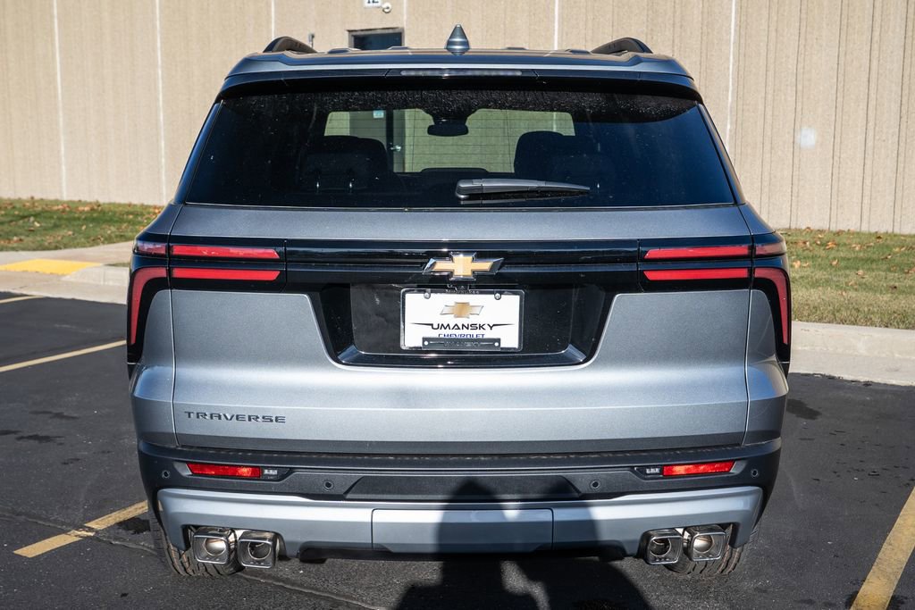 New 2026 Chevrolet Traverse LT image 6