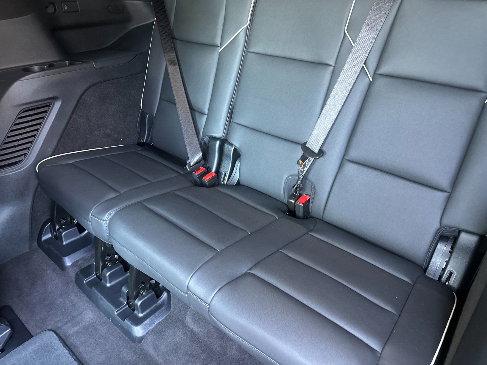 Used 2025 Cadillac Escalade Sport w/ Touring Package AWD/4WD image 16