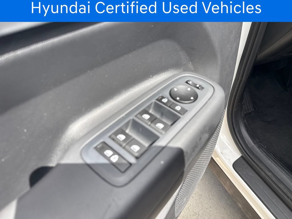 Certified 2026 Hyundai Santa Fe SE FWD image 14