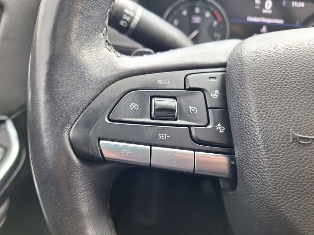 Used 2023 Cadillac XT4 Premium Luxury w/ Technology Package image 18