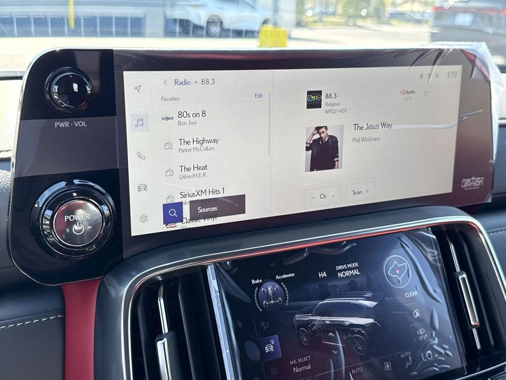 New 2026 Lexus LX 700h F Sport image 12