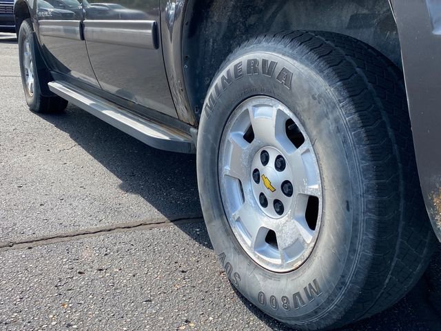 Used 2011 Chevrolet Avalanche LT image 15