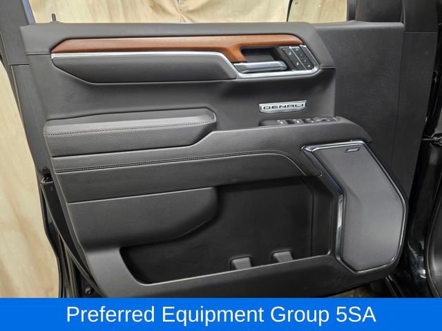 Used 2023 GMC Sierra 1500 Denali w/ Denali Reserve Package AWD/4WD image 13