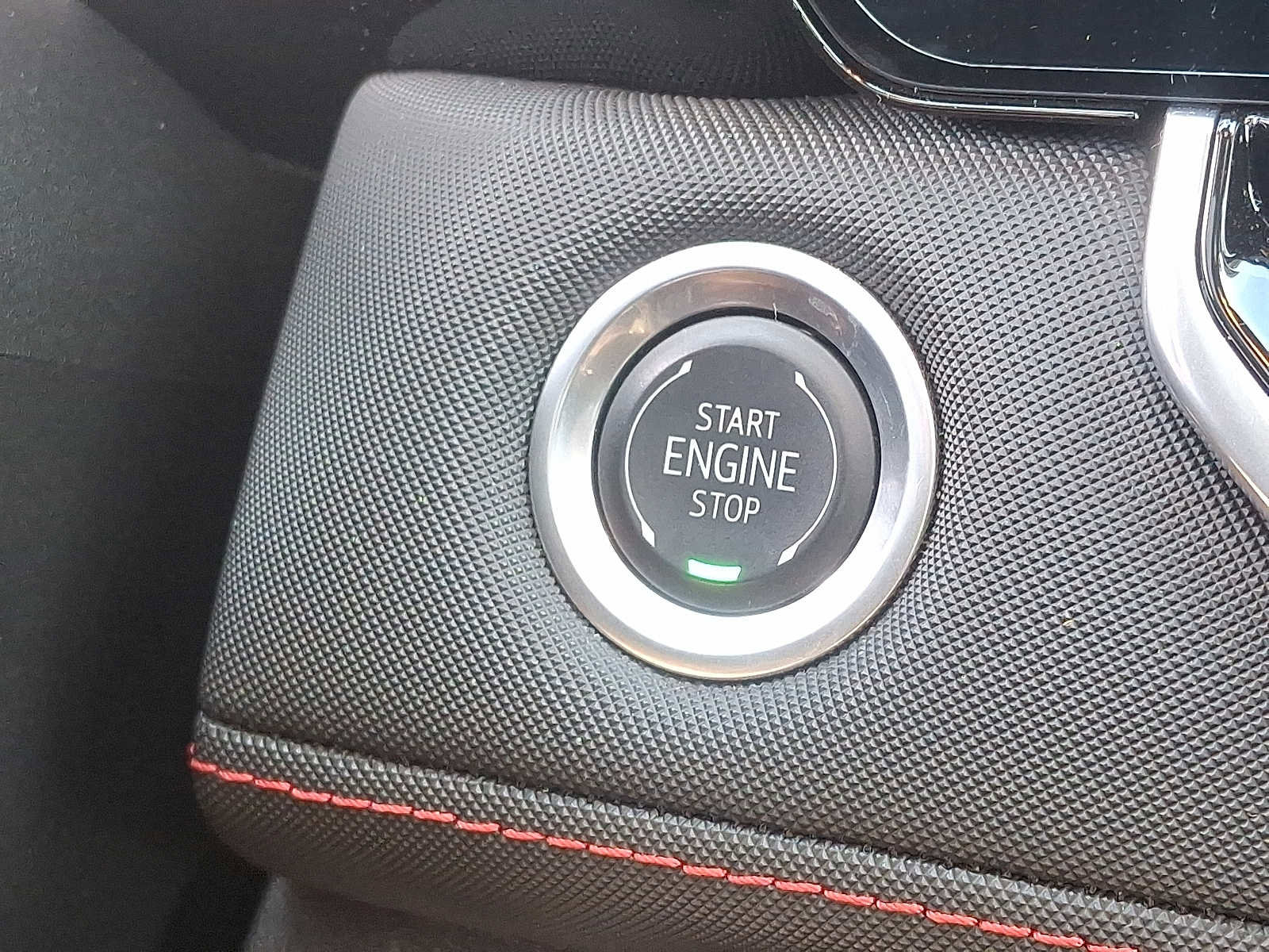 Used 2024 Chevrolet Colorado Z71 w/ Z71 Convenience Package 2 image 24