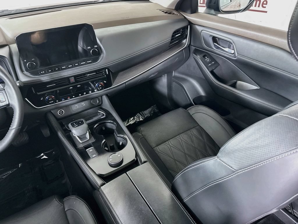 Certified 2021 Nissan Rogue Platinum AWD/4WD image 26