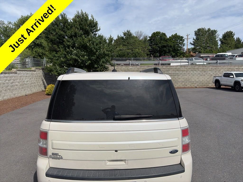 Used 2017 Ford Flex SEL w/ Equipment Group 202A FWD image 9