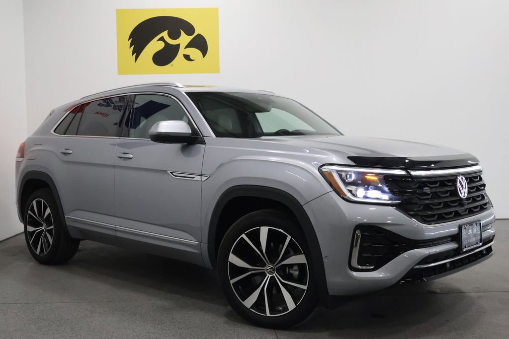 Used 2024 Volkswagen Atlas Cross Sport SEL Premium R-Line AWD/4WD image 2