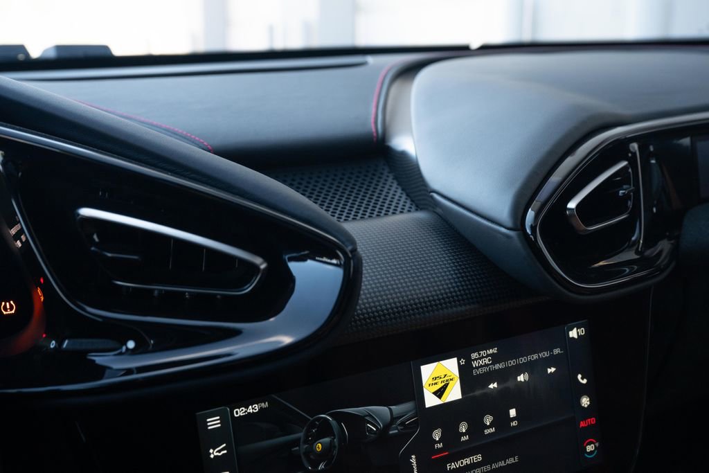 Used 2025 Ferrari 12Cilindri image 38