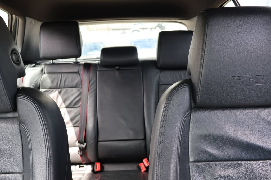 Used 2013 Volkswagen GTI Driver's Edition FWD image 39