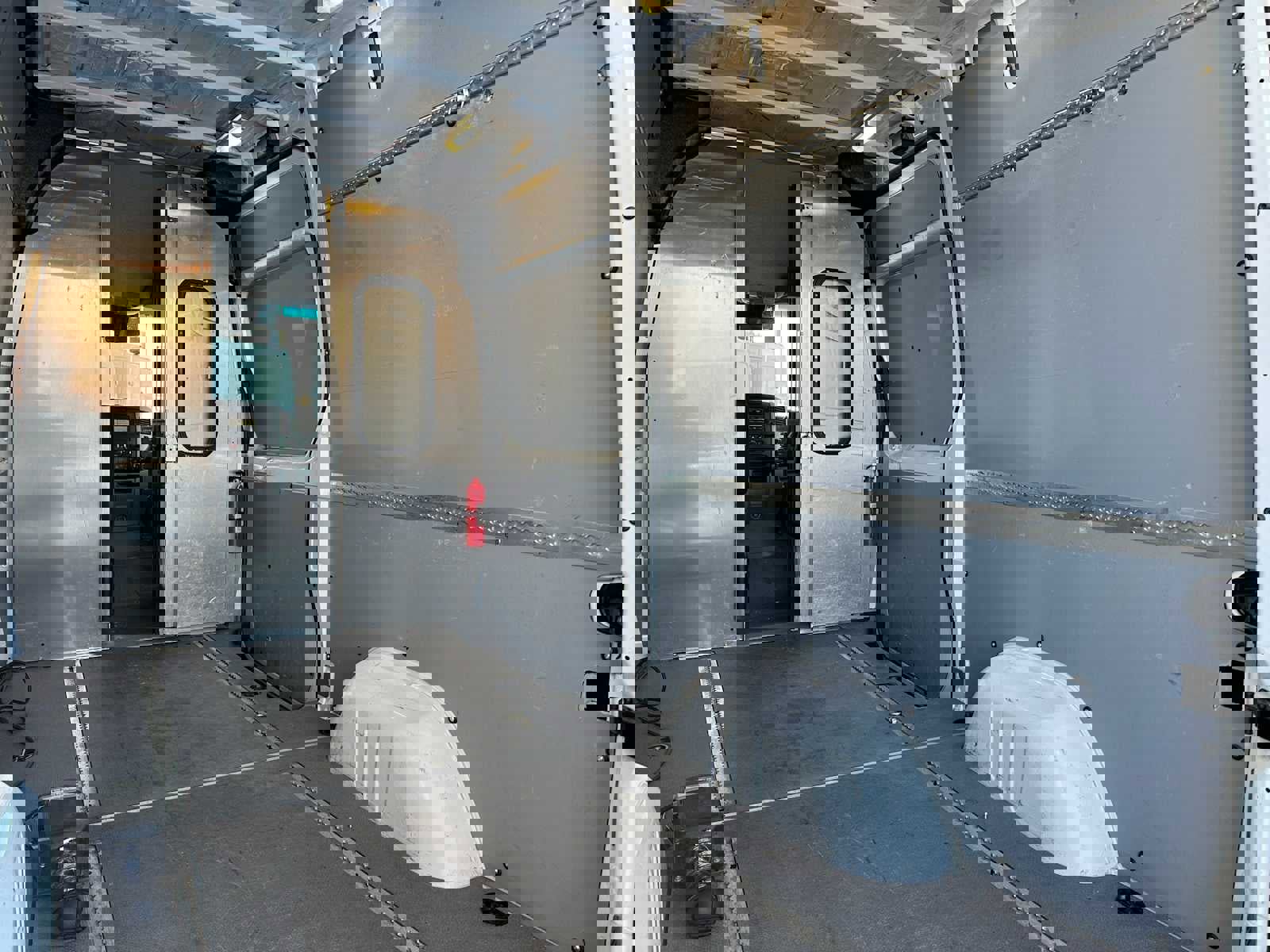 Used 2016 Freightliner Sprinter 2500 image 22