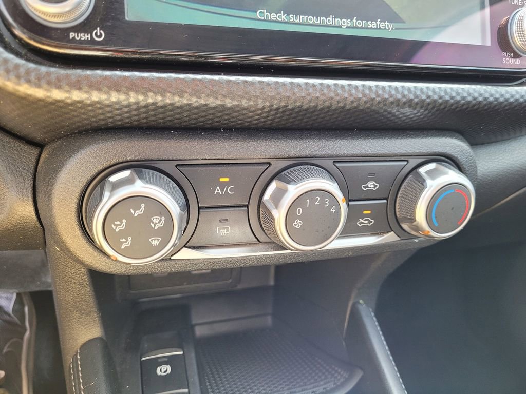 Used 2024 Nissan Kicks SV FWD image 19