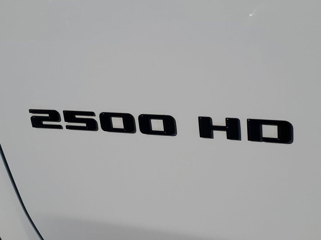 Used 2023 Chevrolet Silverado 2500 Custom w/ Custom Value Package image 7