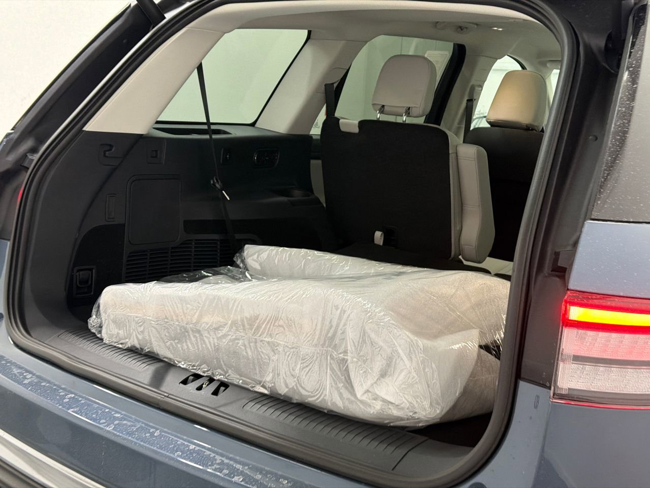 New 2026 Lincoln Aviator AWD image 8