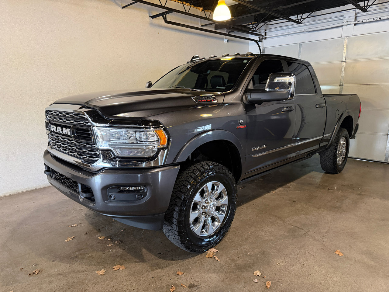 Used 2023 RAM 2500 Limited image 3
