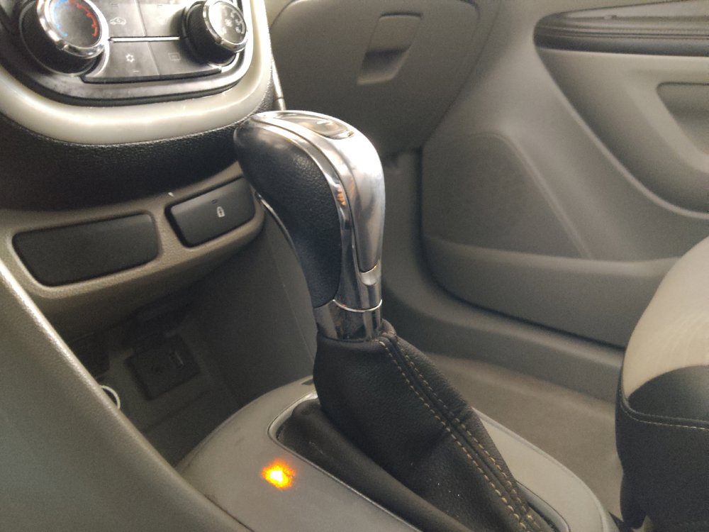 Used 2014 Buick Encore FWD image 26