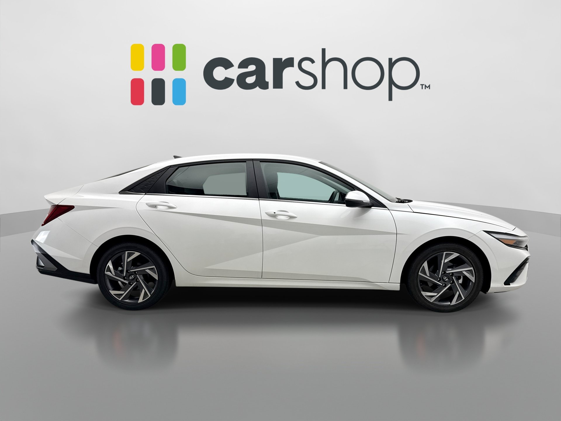 Used 2026 Hyundai Elantra Limited FWD image 6