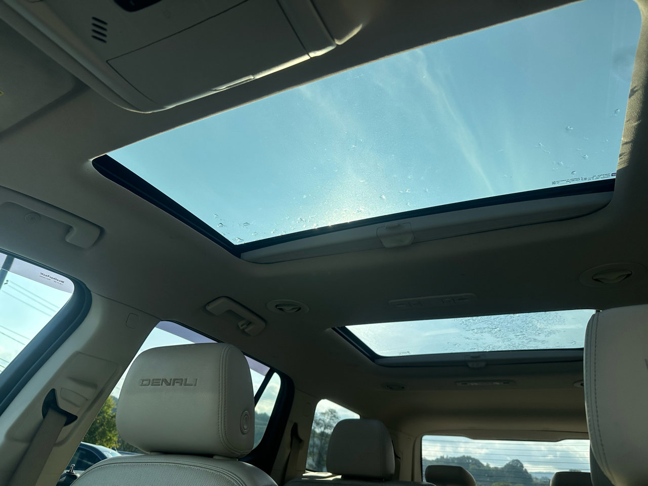 Used 2020 GMC Acadia Denali w/ LPO, Floor Liner Package image 11