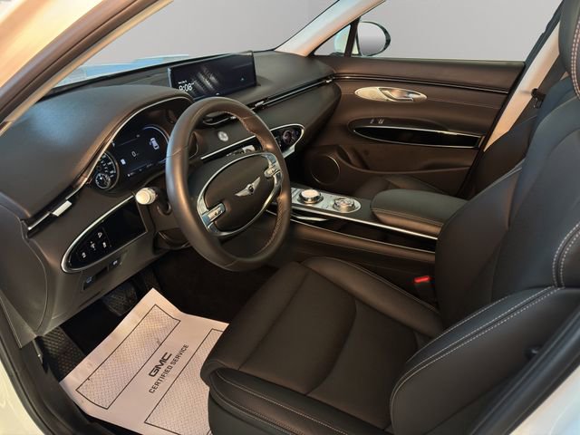 Used 2025 Genesis GV70 2.5T image 11