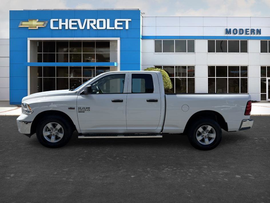 Used 2020 RAM 1500 Tradesman w/ Chrome Appearance Group RWD image 2