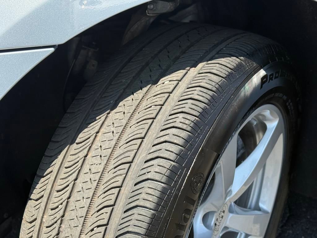 Used 2019 Porsche Macan AWD/4WD image 11