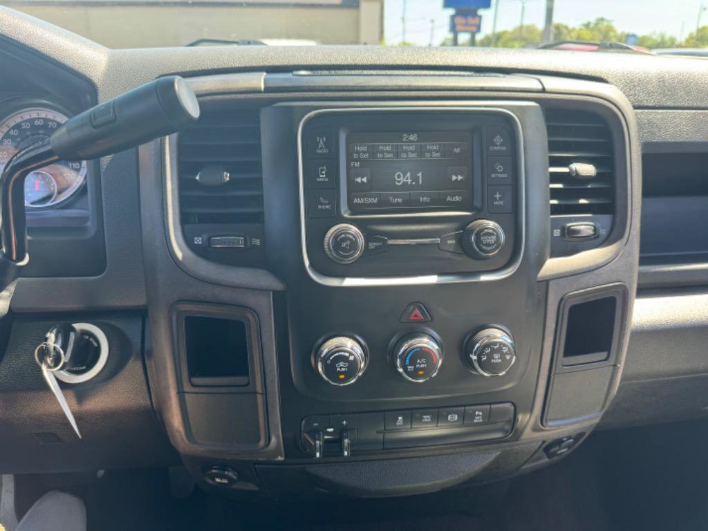 Used 2016 RAM 2500 Tradesman w/ Chrome Appearance Group image 31
