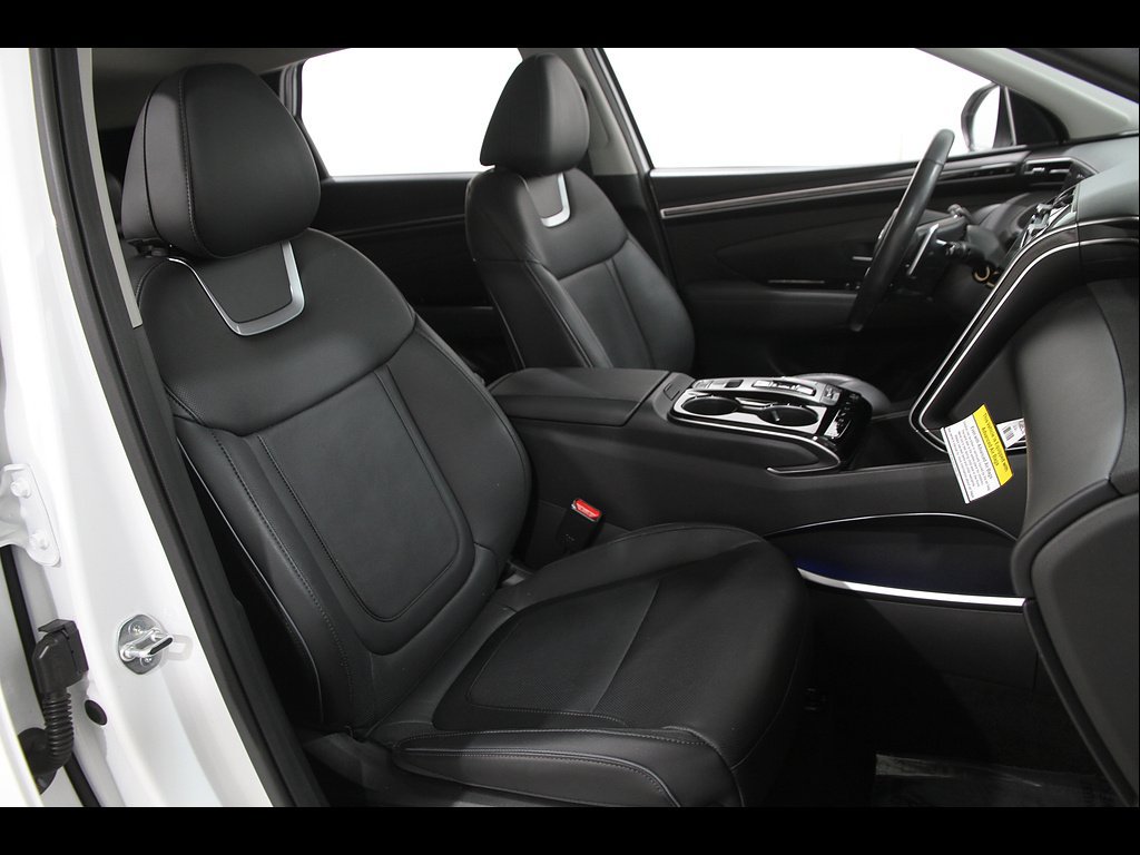 Certified 2023 Hyundai Tucson Limited AWD/4WD image 17