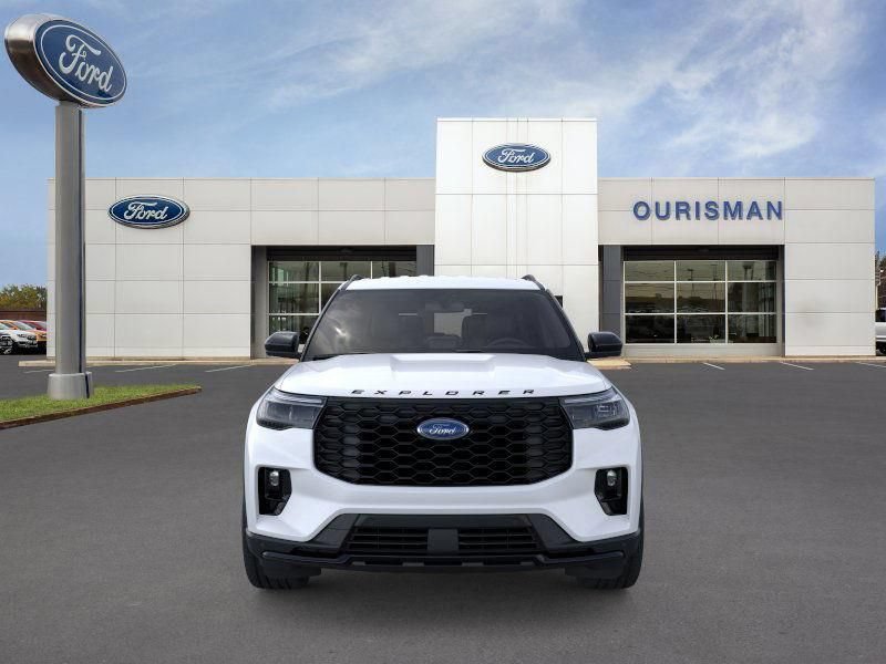 New 2026 Ford Explorer ST-Line w/ ST-Line Street Pack AWD/4WD image 2