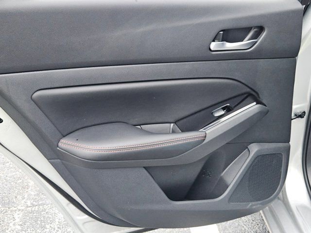 Used 2025 Nissan Altima 2.5 SR image 26