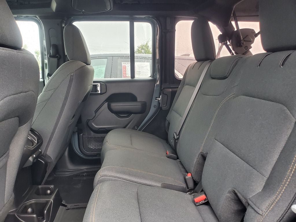 Used 2025 Jeep Wrangler Unlimited Sport AWD/4WD image 24