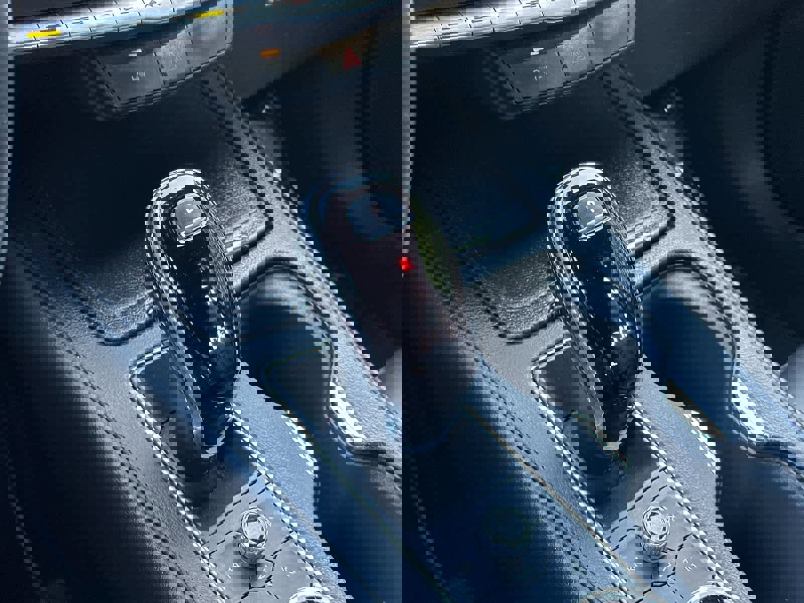 Used 2022 Cadillac XT4 Premium Luxury w/ Safety Alert Package image 22